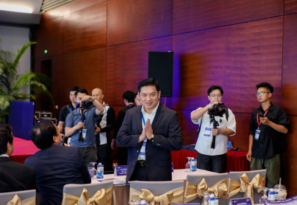 Tiến sĩ, Bác sĩ Lê Minh Phong - Uỷ viên BCH Hội PTTM VN. CHỦ TOẠ tại Sự kiện ASLS - VSAPS Hà Nội 7/2025. Sự kiện triển lãm thẩm mỹ - y khoa lớn nhất nhất trong năm.