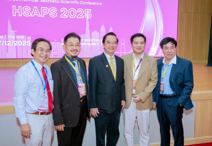 Tiến sĩ, Bác sĩ Lê Minh Phong tham dự Đại hội Nhiệm kỳ V của Hội Thẩm mỹ TPHCM Quốc tế thường niên lần thứ 25. Bước chuyển mình trong sự chuyển giao nhiệm kì mới.